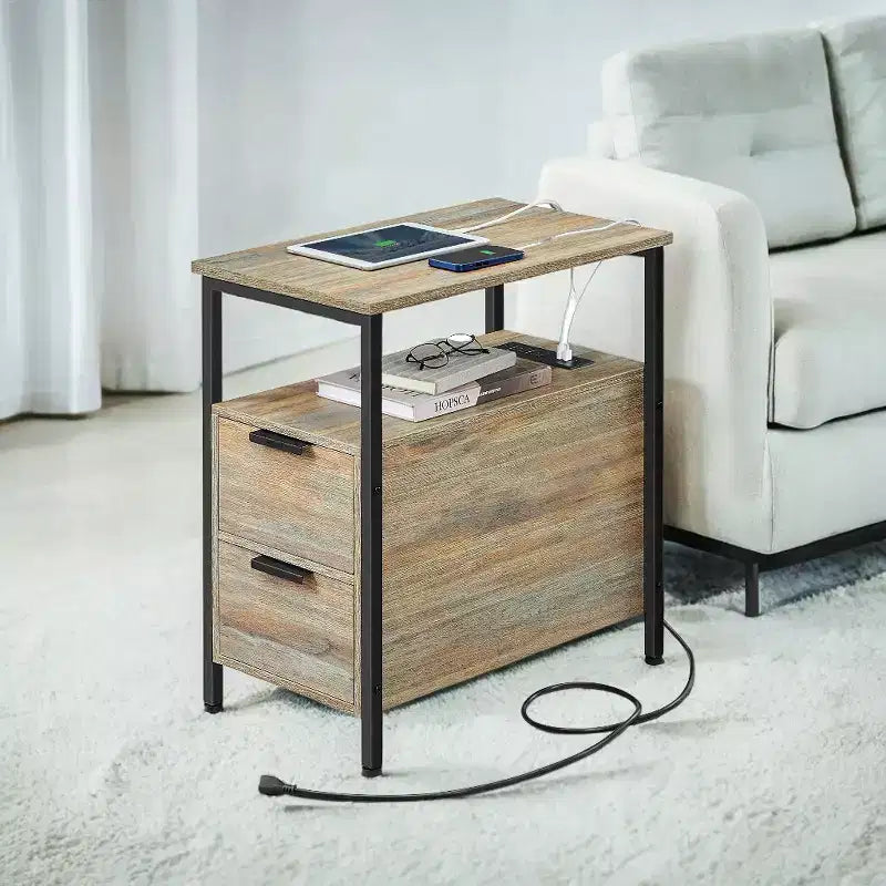Table de chevet étroite