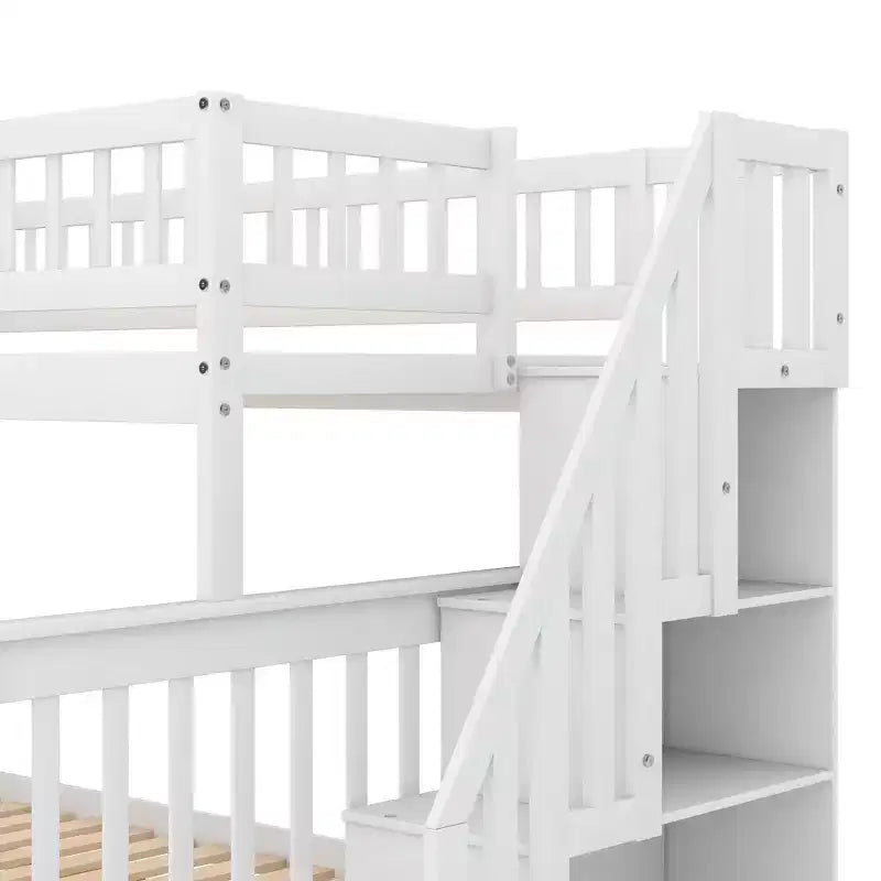 Lit superposé jumeau sur grand avec escalier de rangement