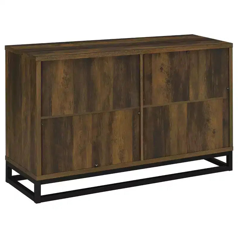 Vitrine, Vitrine en bois composite à quatre portes de style transitionnel